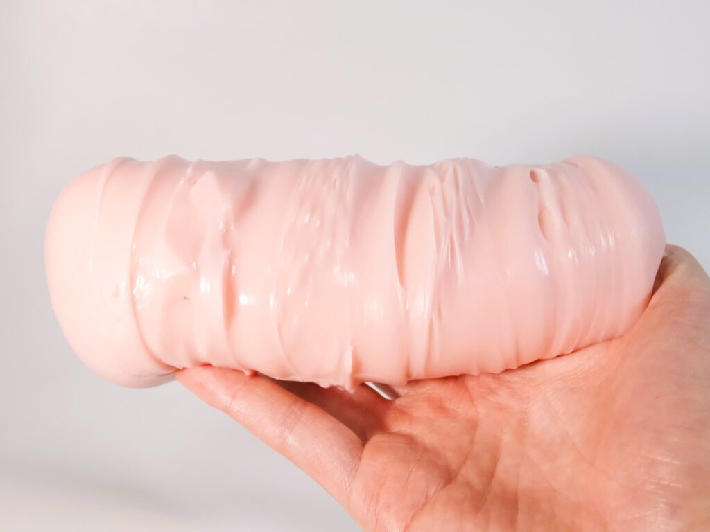 GUGUGU ROOMを裏返してみた