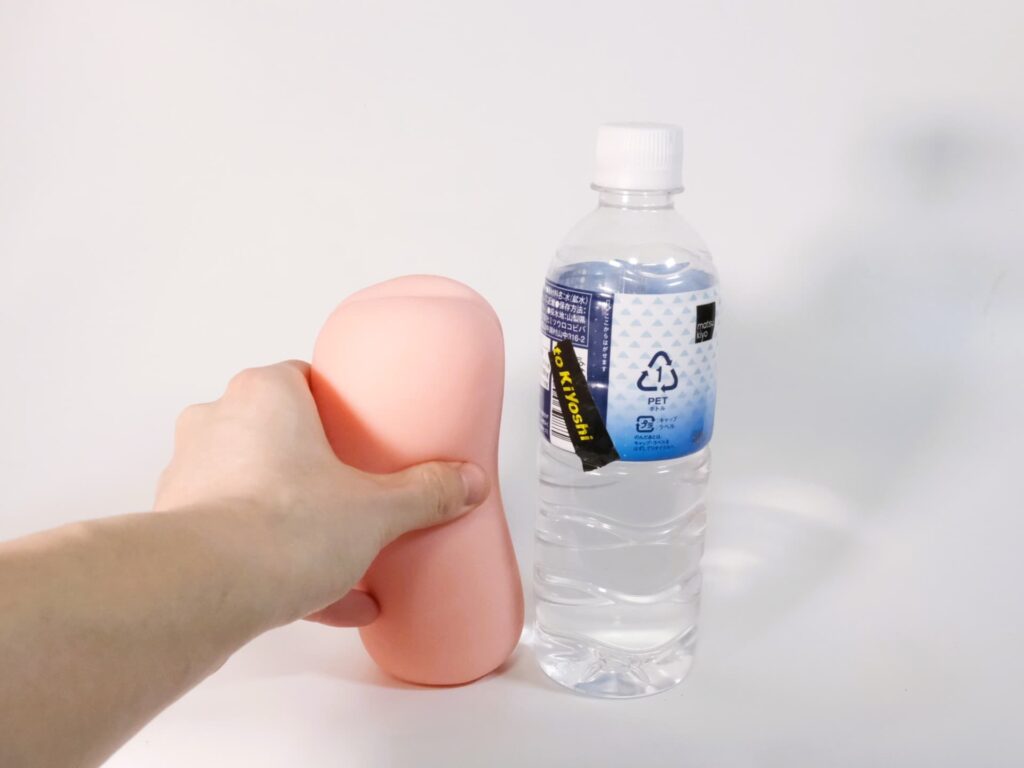 螺旋ホーンのもちひだメイド 肉厚まったりなご奉仕ハグのサイズ感