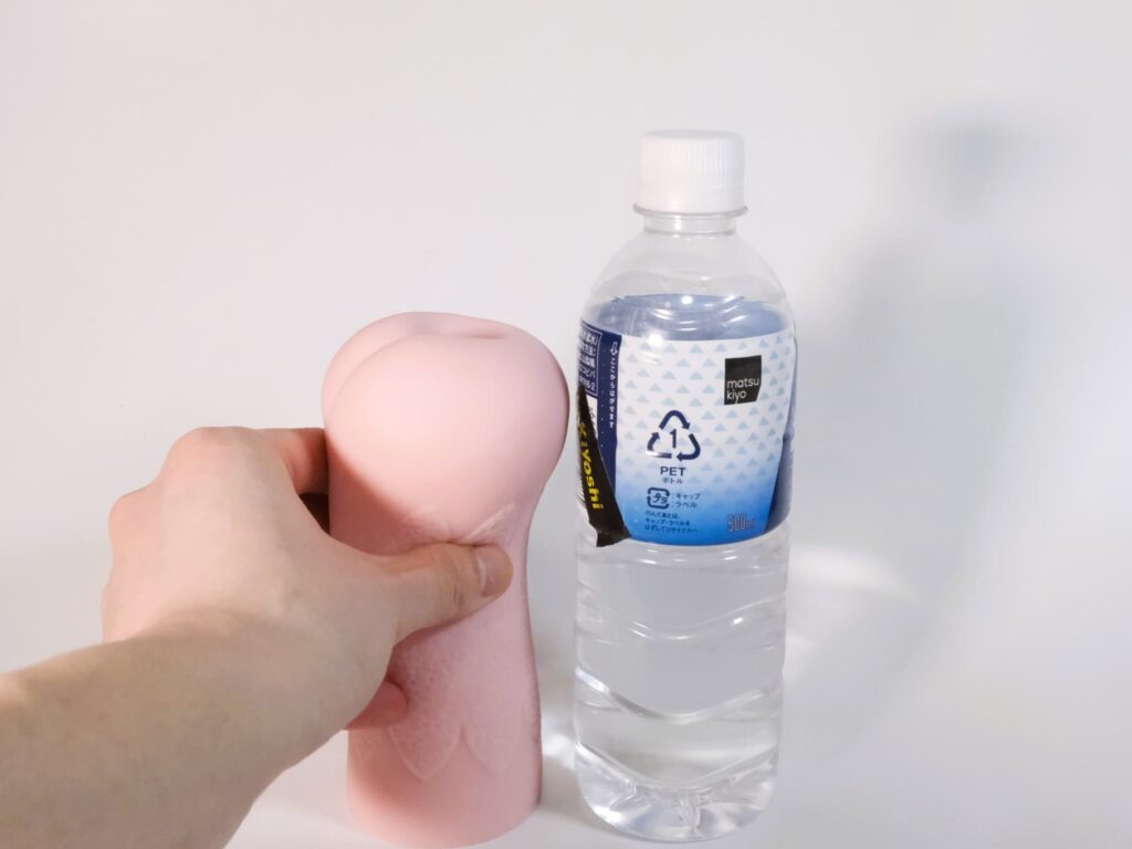 「Z李×枕営業成功者100人」体験調査データから生まれた伝説名器をリアル再現のサイズ感