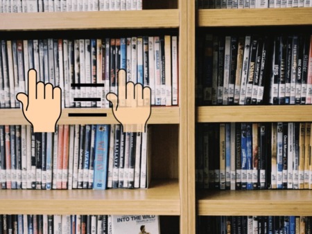 DVDコーナーのボコボコ触感