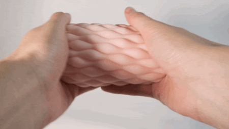 GUGUGU ROOMの伸縮性