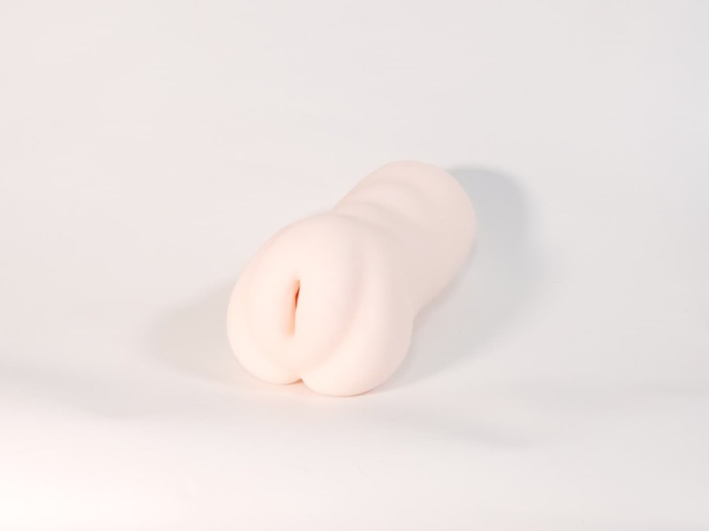 すじまんくぱぁ螺旋捻転 愛子というオナホール