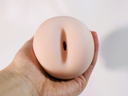 デカ乳オナホ 種沢ななみの挿入口