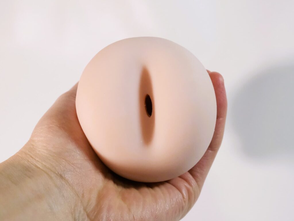 デカ乳オナホ 種沢ななみの挿入口