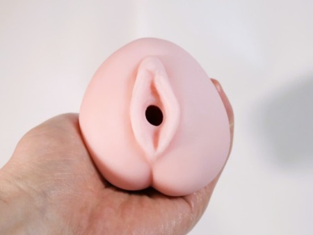 ～過激すぎるギリギリを攻めた～ ＜macca’ism HOLE(マッカイズムホール)＞の挿入口