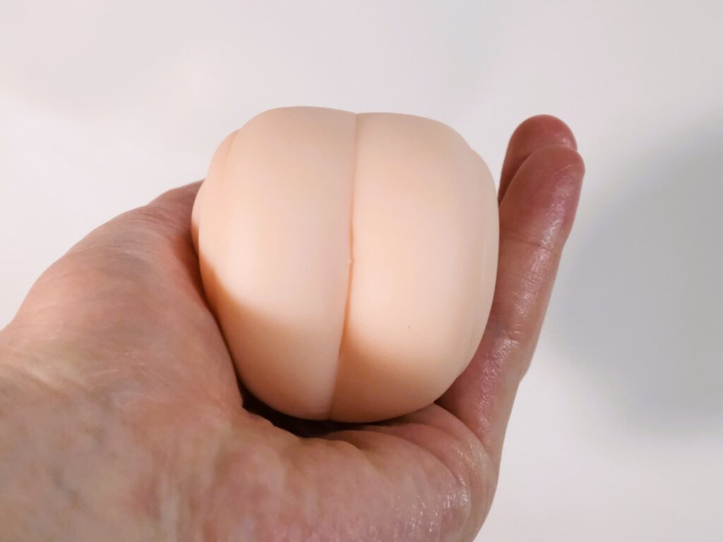 HON-MONO 極生の挿入口