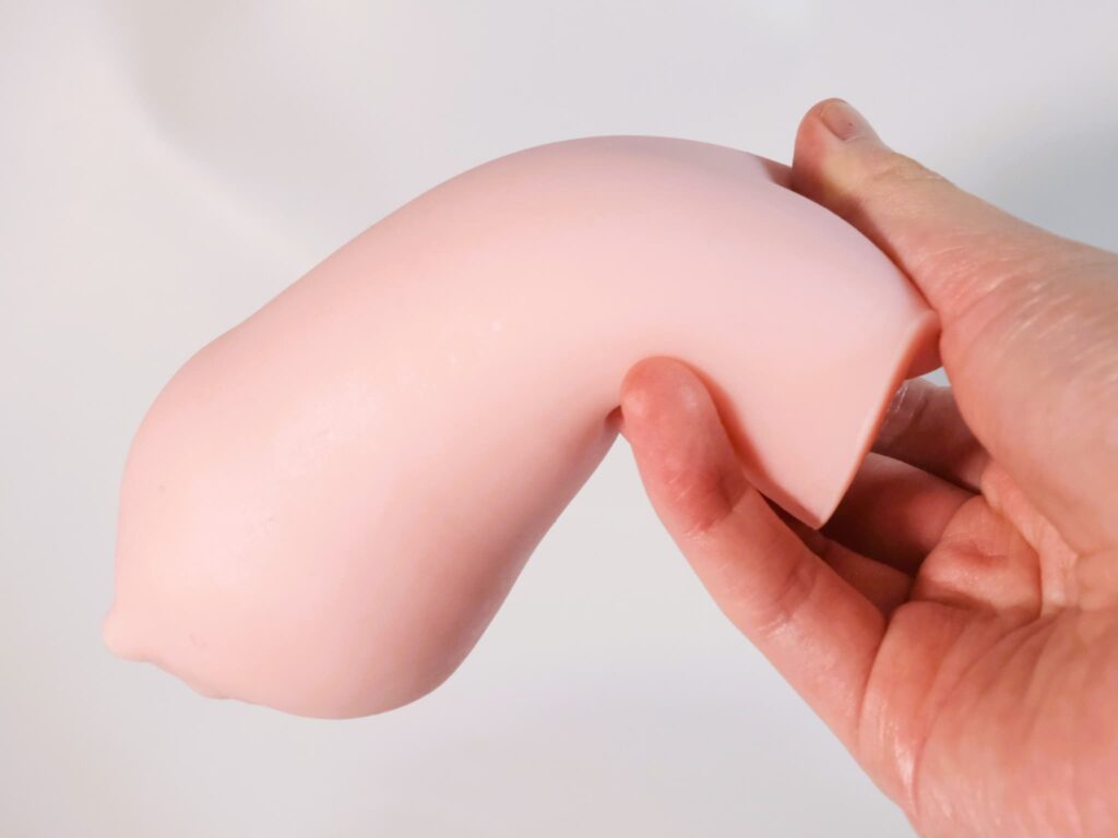 わるいこ屋さん せんぱぁい 薫子の手作りオナホでオナニーしてください ～マゾ好きないじあま後輩の媚び媚び偏愛オナホ搾精～ and 雲八はちのやわらかさ