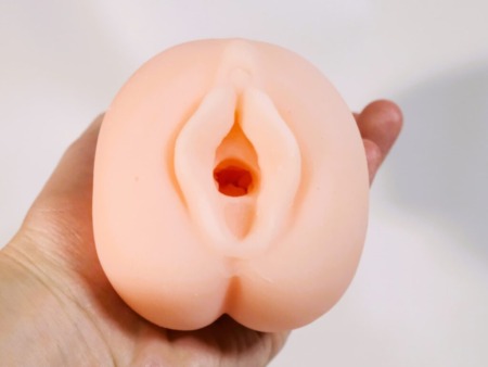 スクール水着の似合う僕の彼女の柔らか極上名器の挿入口