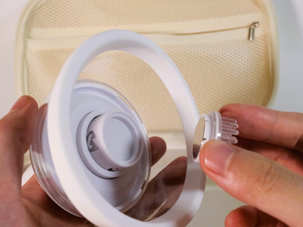 ニップルカップミライにアタッチメントを装着